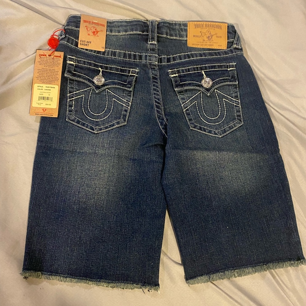 Boys true religion shorts